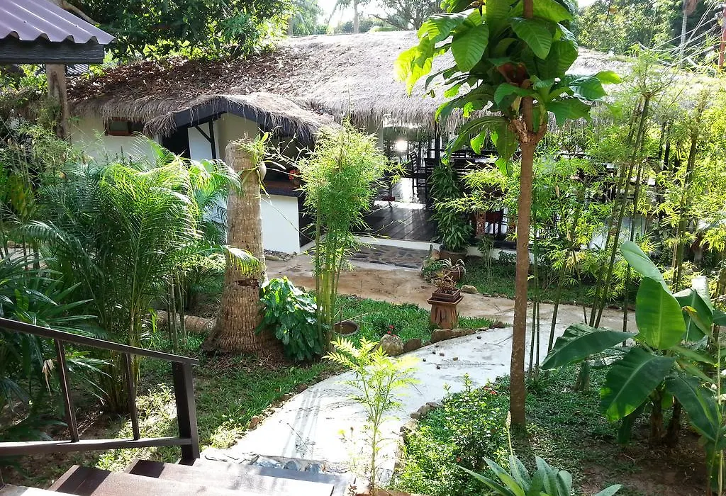 Lucky Gecko Garden-1